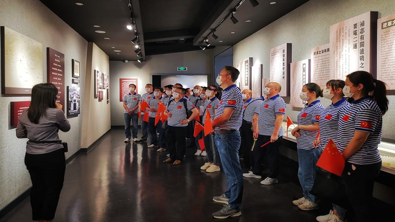 重溫崢嶸歲月，感悟紅色初心 ——瀘天化弘旭黨委開展“學(xué)黨史 感黨恩 跟黨走” 主題黨日活動(dòng)(圖3)